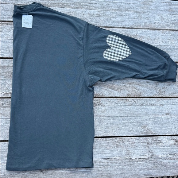 DAYDREAMER Gingham Heart Long-Sleeve Tee - Vintage Black